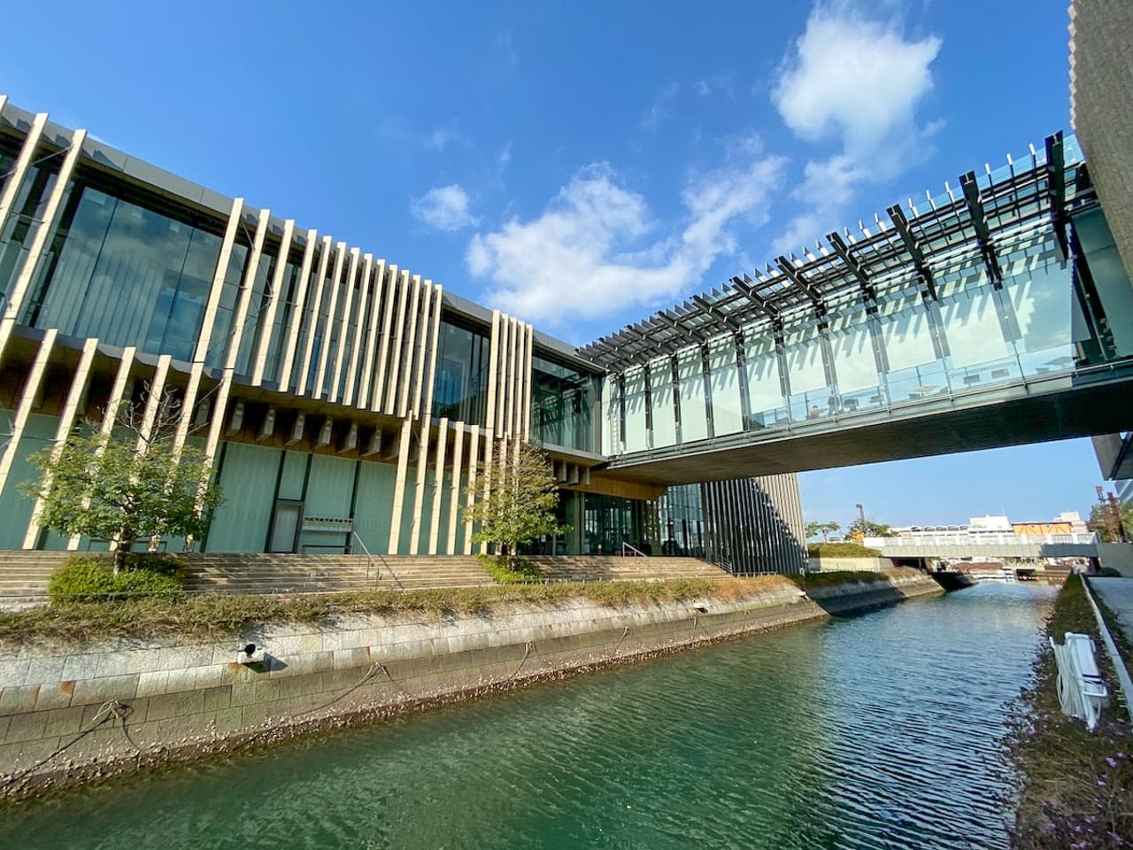 長崎 美術館